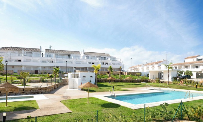 Atlanterra Apartamento | Apartamento "Luz de Poniente" con piscina compartida y Wi-Fi