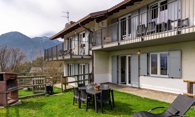 Pur Apartamento | Apartamento Europa by Interhome