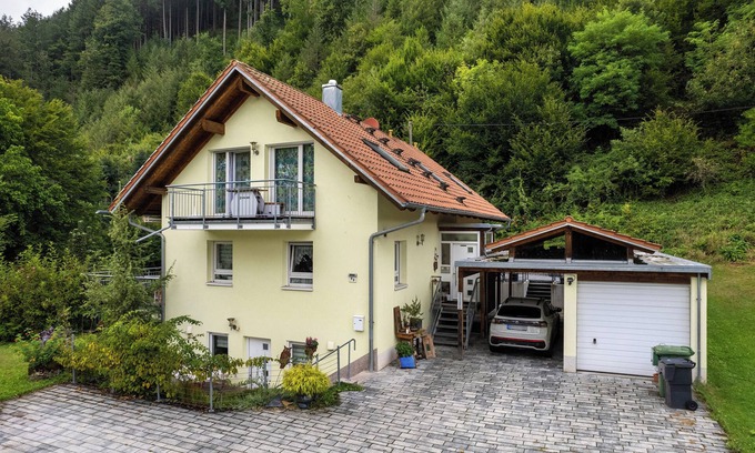 Zell am Harmersbach Apartamento | Apartamento 'Ferienwohnung Zimmermann' con terraza privada y Wi-Fi
