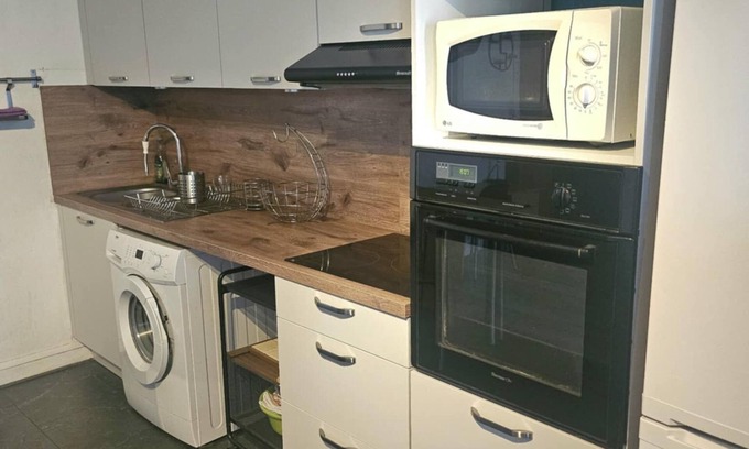 Royat Apartamento | Apartment facing the Royat thermal baths