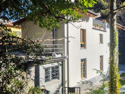 Olgiasca Apartamento | Apartment Federico by Interhome