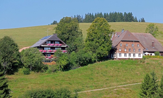 Breitnau Apartamento | Casa de vacaciones en una zona muy tranquila, con terraza, césped.