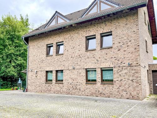 Adenau Apartamento | Apartment Ferienapartments Adenau-2 by Interhome