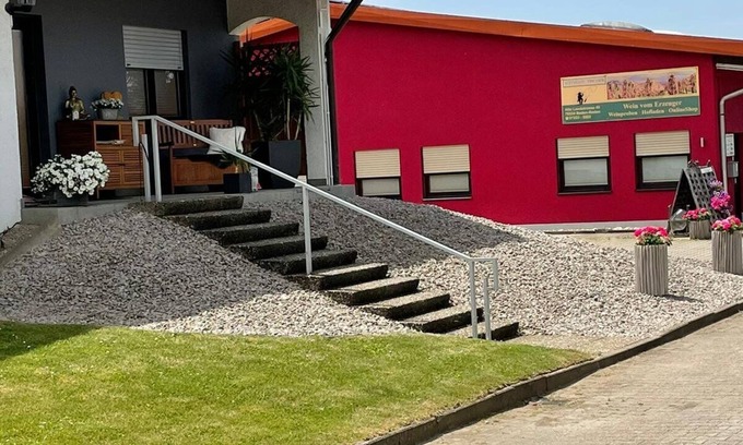Steinbach Apartamento | Apartamento 'Ferienwohnung Reblandblick' con vistas a la montaña, balcón y Wi-Fi