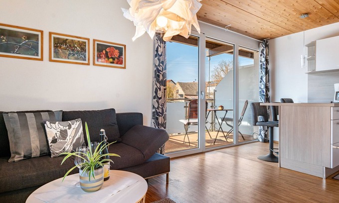Neipperg Apartamento | Apartamento 'Ferienwohnung Lemberger' con balcón y Wi-Fi