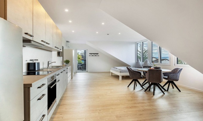 Allensbach Apartamento | Apartamento 'Ferienwohnung Seeblick' con balcón, Wi-Fi y aire acondicionado