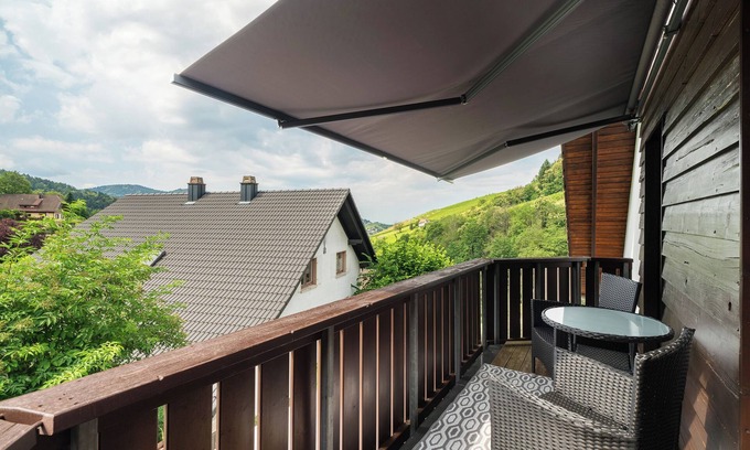 Buehlertal Apartamento | Apartamento 'Ferienwohnung Wintereck' con vistas a la montaña, Wi-Fi y aire acondicionado