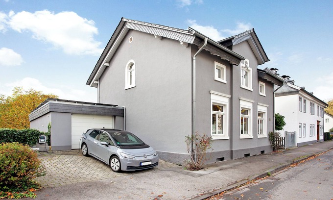 Arnsberg Apartamento | Apartamento 'Ferienwohnung Im Eichholz' con terraza privada, jardín compartido y Wi-Fi