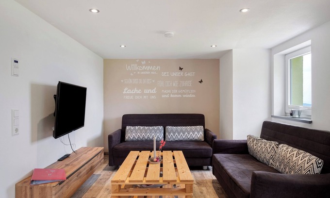 Breitnau Apartamento | Apartamento 'Ferienwohnung Zwergenschlössle' con jardín privado y Wi-Fi
