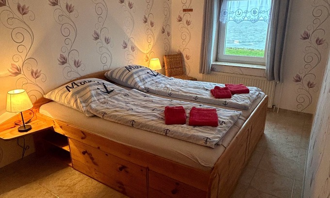 Hallig Langeneß Apartamento | Apartamento 'Ferienwohnung Wyk' con terraza compartida, jardín compartido y Wi-Fi