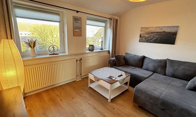 Hallig Langeneß Apartamento | Apartamento 'Ferienwohnung Godewind' con terraza compartida, jardín compartido y Wi-Fi
