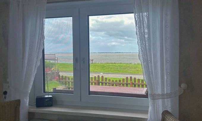 Hallig Langeneß Apartamento | Apartamento 'Ferienwohnung Föhr' con vistas al mar, terraza compartida y Wi-Fi