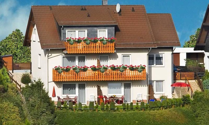 Altenau Apartamento | Apartamento 'Ferienwohnung Nr 5' con vistas a la montaña, terraza compartida y Wi-Fi