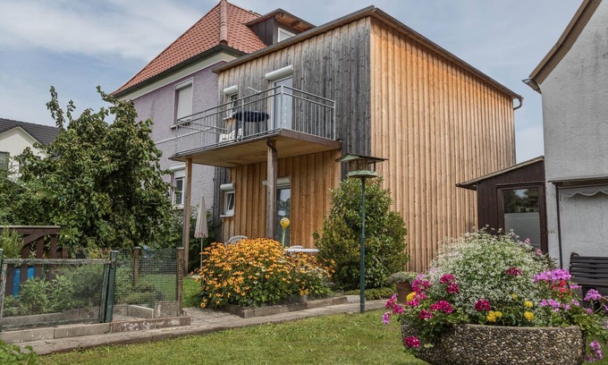 Reutin Apartamento | Apartment “Ferienwohnung Eyrich OG” near Lake Constance with Wi-Fi, Terrace & Garden