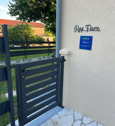 Fiorini Apartamento | Apartment Fiore