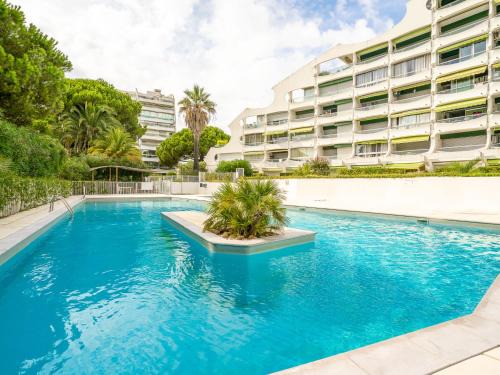 La Petite Motte Apartamento | Apartment Fleurie I by Interhome