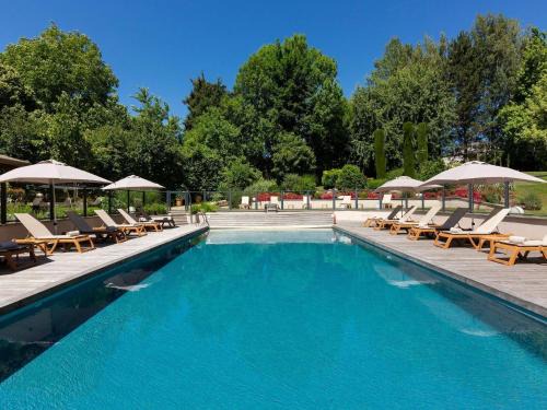 Ferney-Voltaire Apartamento | Apartment for 2 people with pool view