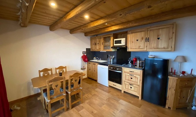 Crest-Voland Apartamento | Apartamento para 4 pers. con terraza, cerca del centro y pistas, parking en garaje
