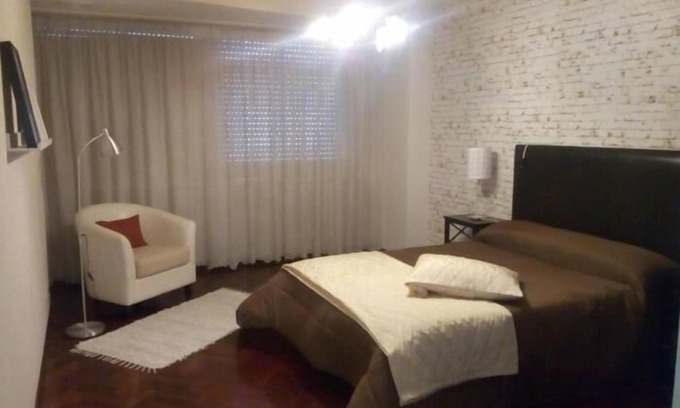 Carballo Apartamento | Apartamento para 5 personas ofrece vistas a la ciudad y se encuentra en Carballo