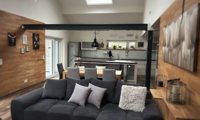 Renchen Apartamento | Apartamento 'Forest' con terraza privada y Wi-Fi