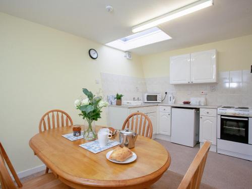 Roundham Casa | Apartment Fourteen - Uk39870