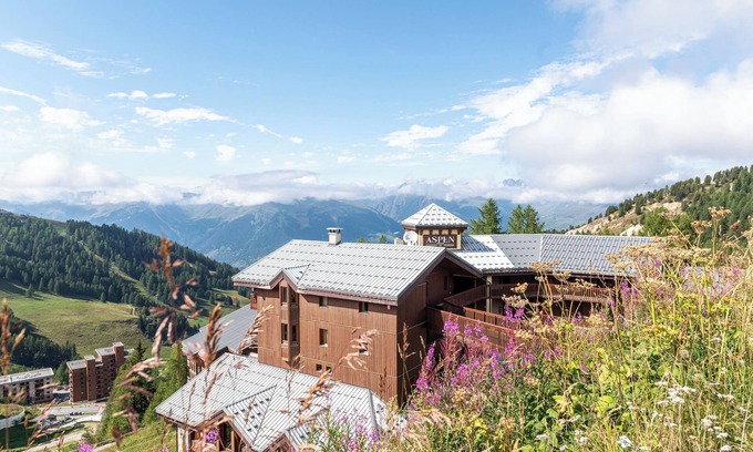 Plagne Villages Apartamento | Apartamento "Résidence Aspen" con vistas a la montaña, jardín privado y balcón