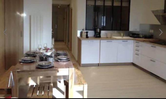 Saint-Jacques-des-Blats Apartamento | Apartment