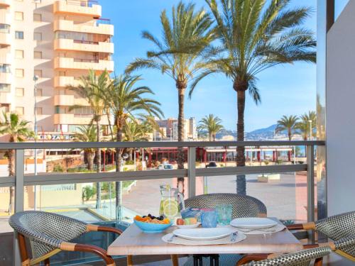 Calpe Apartamento | Apartment Frentemar 01 by Interhome