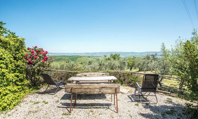 Castiglione d'Orcia Apartamento | Apartamento "Gemma Bianca-Tavoleto" con vistas a la montaña, jardín y Wi-Fi