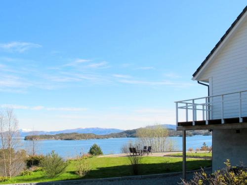 Tysnes Apartamento | Apartment Galanten by Interhome