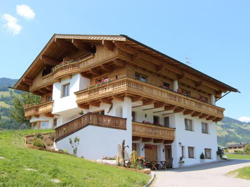 Kapfing Apartamento | Apartment Gasteighof-6 by Interhome