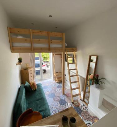 Guildford Apartamento | Apartment