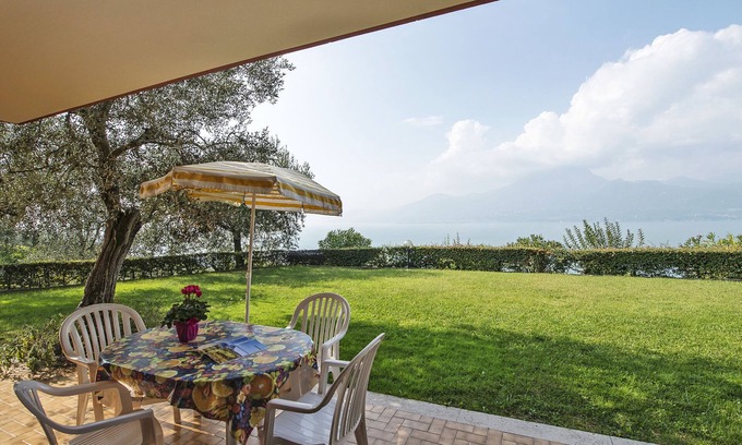 Frader Apartamento | Apartamento Gianni by Interhome