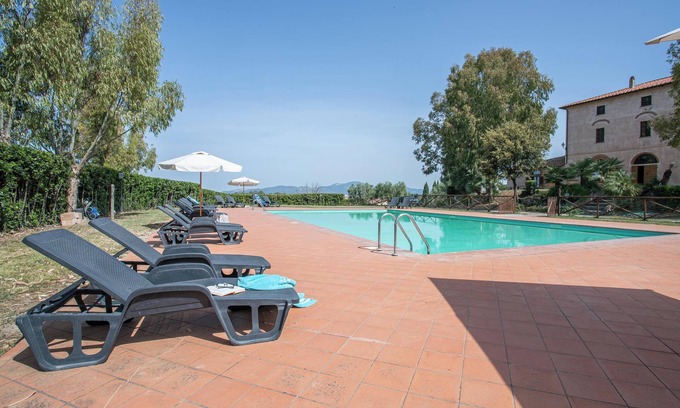Riotorto Apartamento | Apartamento Giglio con vistas al mar, piscina, Wi-Fi, aire acondicionado y jardín