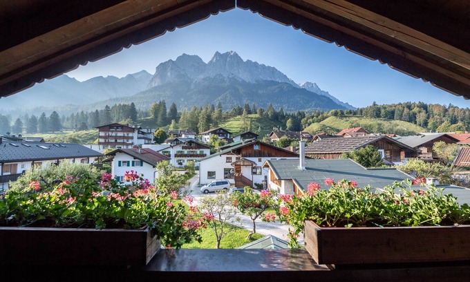 Obergrainau Apartamento | Apartamento 'Gipfelblick' con vistas a la montaña, balcón y Wi-Fi
