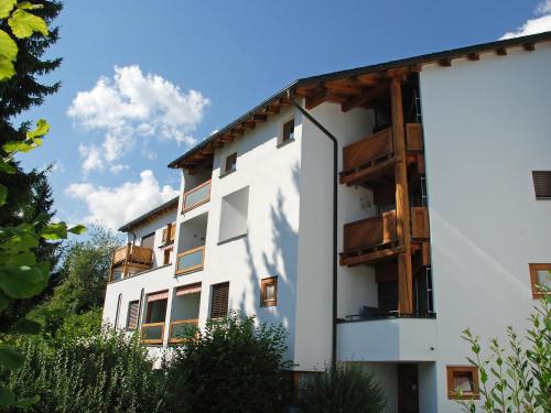 Flims Apartamento | Apartment Girun Eder by Interhome