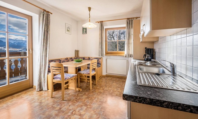 Albions Apartamento | Apartamento Gnolerhof con vistas a la montaña, balcón y Wi-Fi
