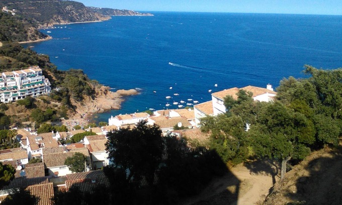 Salionc Apartamento | Apartamento 'Goleta' cerca del mar con balcón y Wi-Fi
