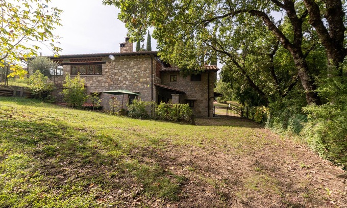 Chiusi della Verna Otro | Apartamento Grillaia con vistas a la montaña, piscina, jardín y Wi-Fi