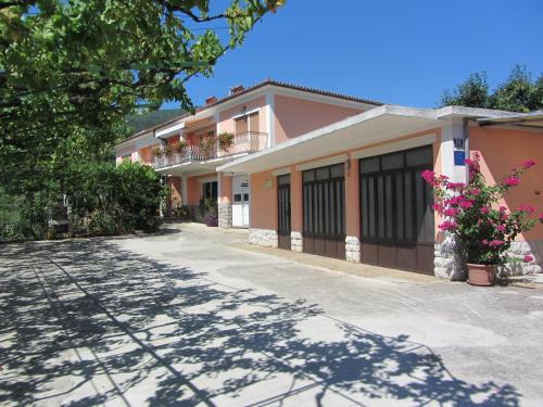 Ika Apartamento | Apartment Grzin