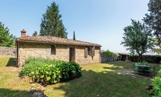 Monteroni d'Arbia Apartamento | Apartamento 'Guardiola' con jardín compartido