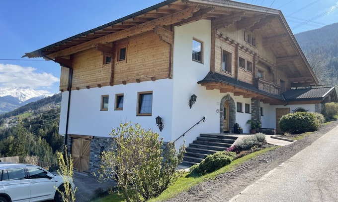 Ried im Zillertal Apartamento | Apartamento Häuser by Interhome