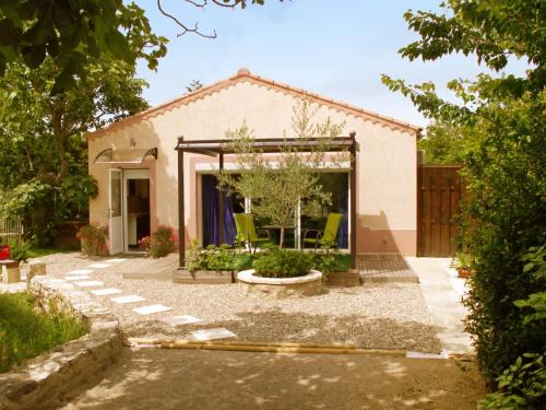 Caumont-sur-Durance Apartamento | Apartment Haider by Interhome