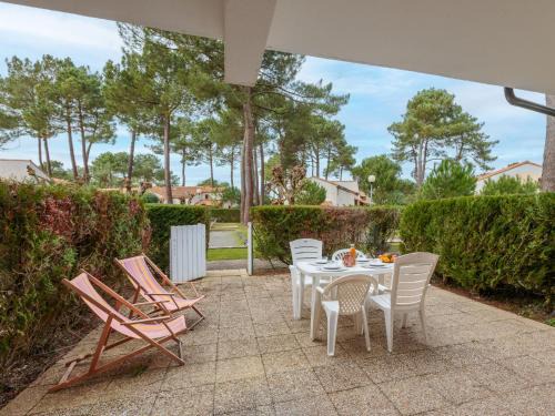 Les Mathes Apartamento | Apartment Hameau de Talaris-16 by Interhome