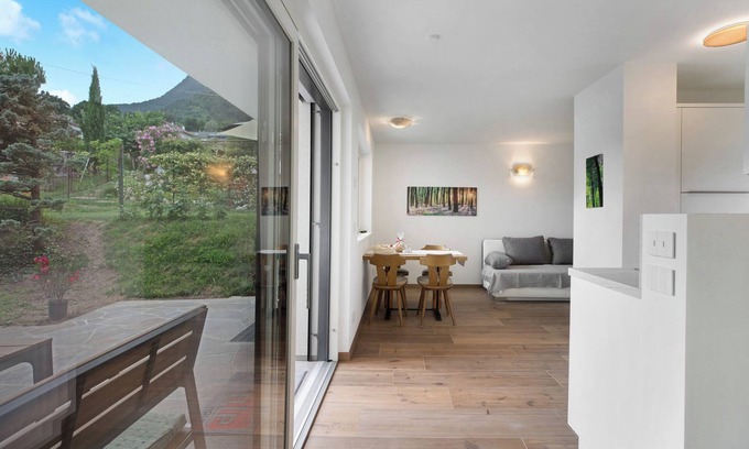 Berg/Monte Apartamento | Apartment 'Harmony Apt 3' with Mountain View, Shared Garden and Wi-Fi