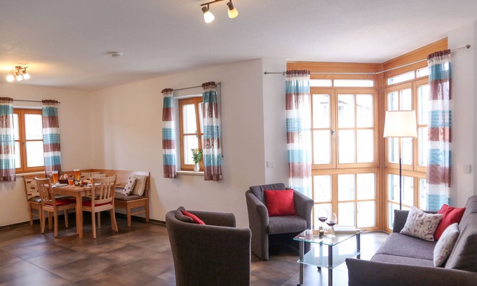 Saaldorf-Surheim Apartamento | Apartamento "Haunsberg"; 55 m² con 1 dormitorio separado