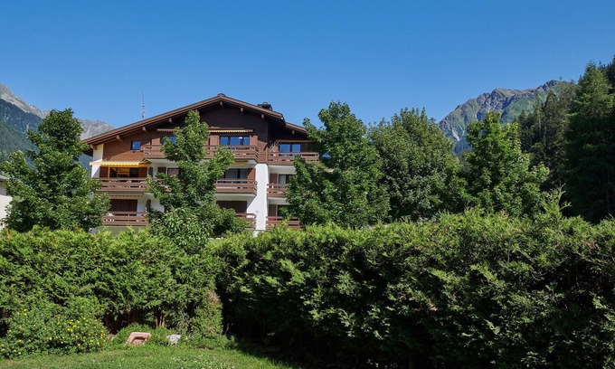 Klosters-Serneus Apartamento | Apartamento 'Haus Alpina' con Wi-Fi