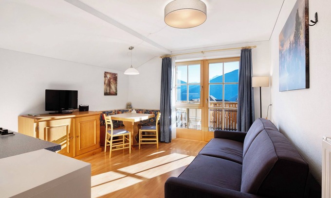 Burgusio Apartamento | Apartamento 'Haus Peer D1' con vistas a la montaña, balcón y Wi-Fi
