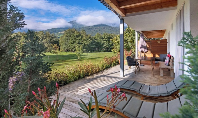 Sluderno Apartamento | Apartamento 'Hausergut Golden' con vistas a la montaña, terraza privada y Wi-Fi