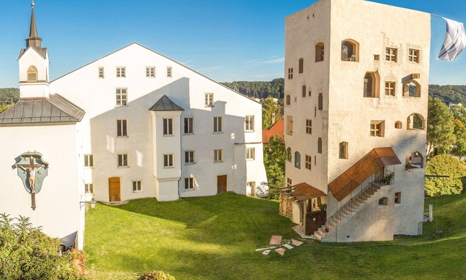Trostberg Apartamento | Alquiler de apartamento en Herzogpalais, en la torre del castillo de Schedling, cerca del lago Chiemsee